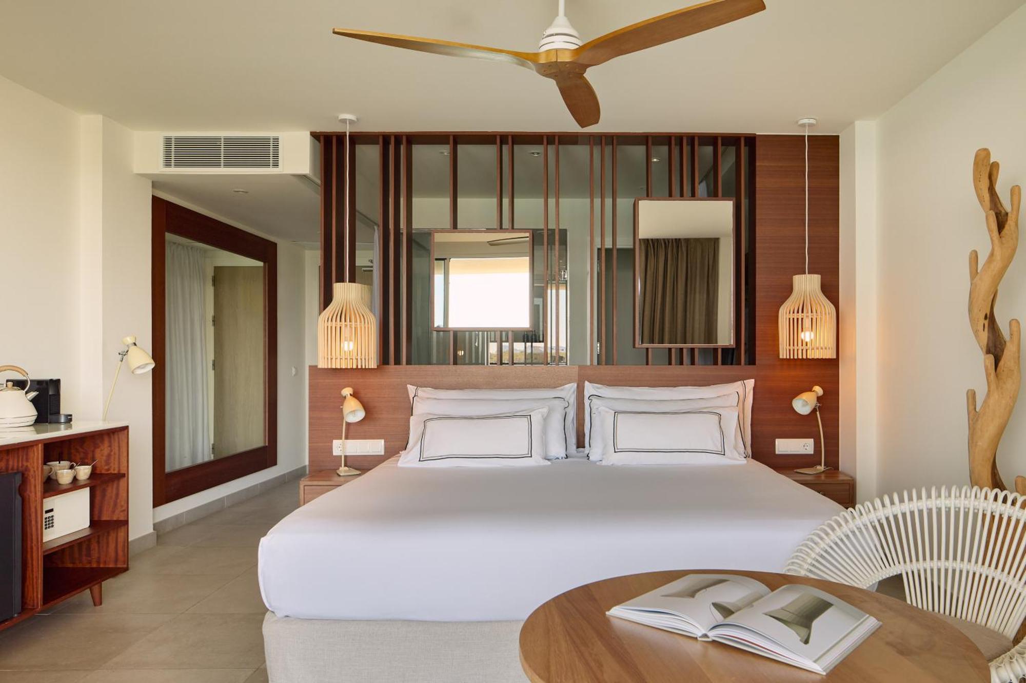 Melia Ibiza - Adults Only Hotel Santa Eularia des Riu Exterior photo